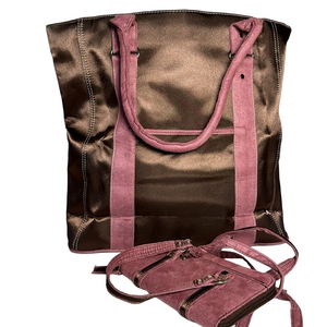 AVON 2005 2-PIECES never used large tote and wallet Crossbody clutch excellent